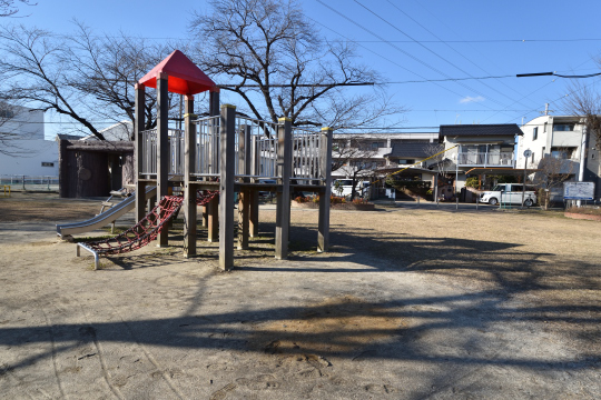 刈谷市神明公園のタイヤ遊具撤去2022年2月