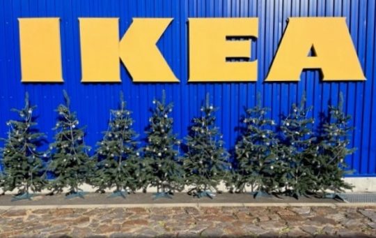 IKEA長久手のクリスマスツリー